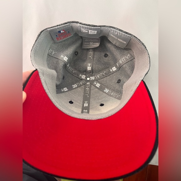 New era 39 Thirty Baseball Block C Logo Hat Men's Black/ Gray/ Red - Picture 4 of 6